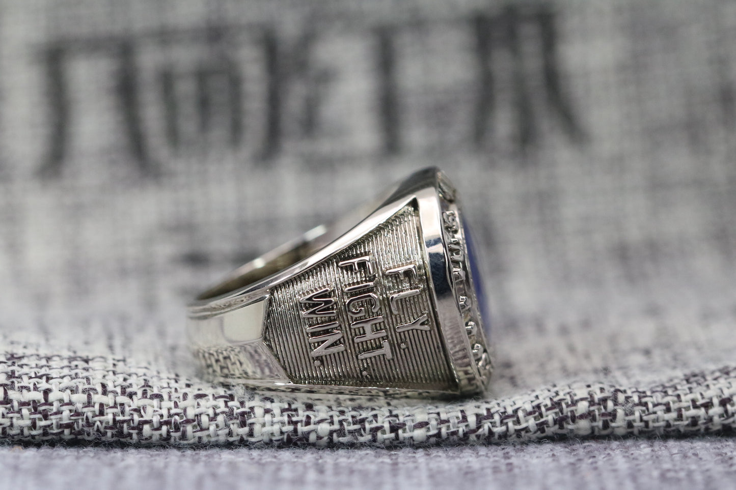 Falcon Valor Women's Military Ring for U.S. Air Force Members - Rings For Champs, NFL rings, MLB rings, NBA rings, NHL rings, NCAA rings, Super bowl ring, Superbowl ring, Super bowl rings, Superbowl rings, Dallas Cowboys