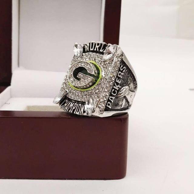 Green Bay Packers Super Bowl Ring (2010) - Rogers - Rings For Champs, NFL rings, MLB rings, NBA rings, NHL rings, NCAA rings, Super bowl ring, Superbowl ring, Super bowl rings, Superbowl rings, Dallas Cowboys