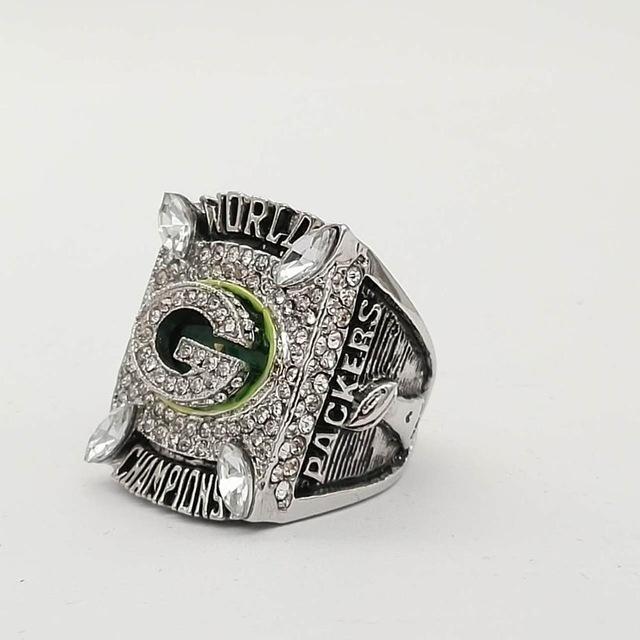 Green Bay Packers Super Bowl Ring (2010) - Rogers - Rings For Champs, NFL rings, MLB rings, NBA rings, NHL rings, NCAA rings, Super bowl ring, Superbowl ring, Super bowl rings, Superbowl rings, Dallas Cowboys