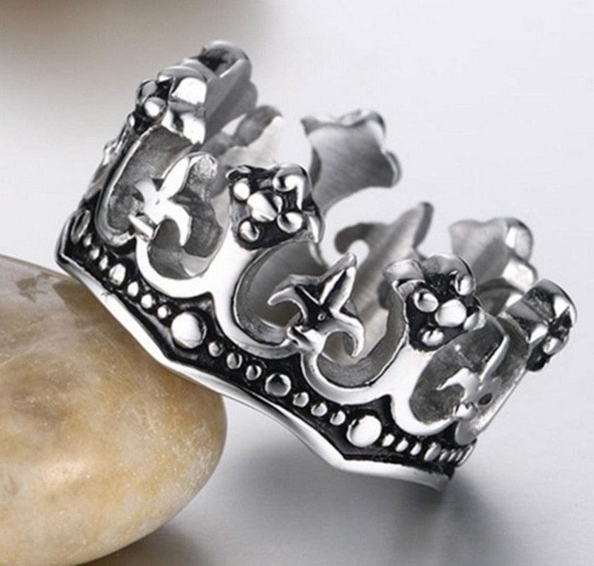 King Cross Crown Ring - Rings For Champs, NFL rings, MLB rings, NBA rings, NHL rings, NCAA rings, Super bowl ring, Superbowl ring, Super bowl rings, Superbowl rings, Dallas Cowboys