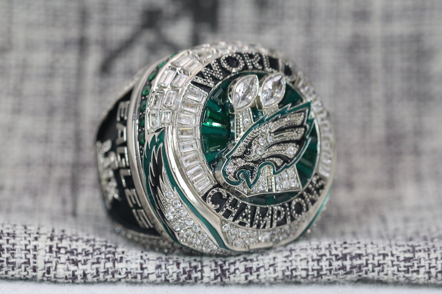 Philadephia Eagles SB Ring (2024) - Premium Edition