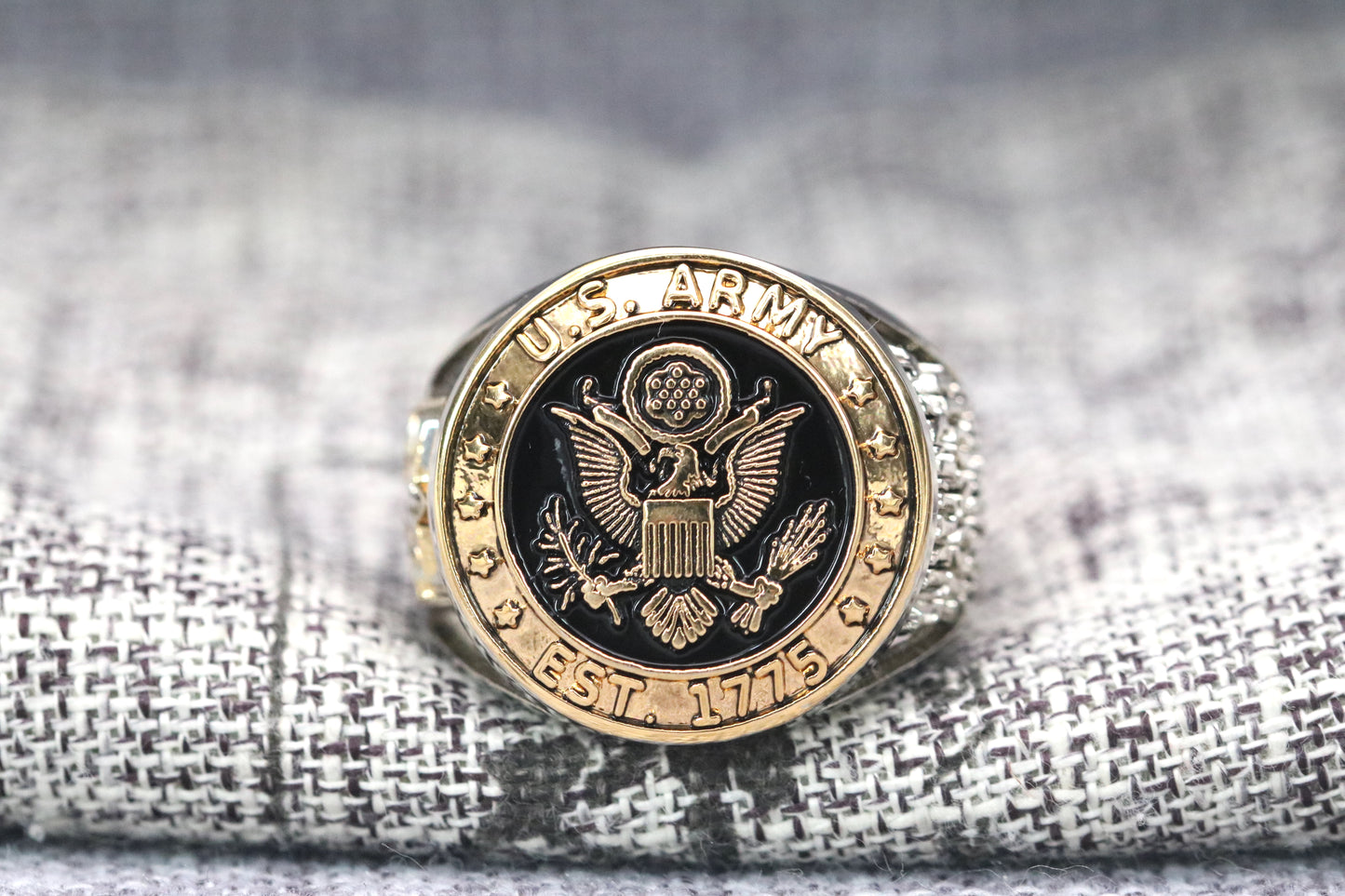 Eagle Valor Military Ring for U.S. Army Members - Premium Series - Rings For Champs, NFL rings, MLB rings, NBA rings, NHL rings, NCAA rings, Super bowl ring, Superbowl ring, Super bowl rings, Superbowl rings, Dallas Cowboys