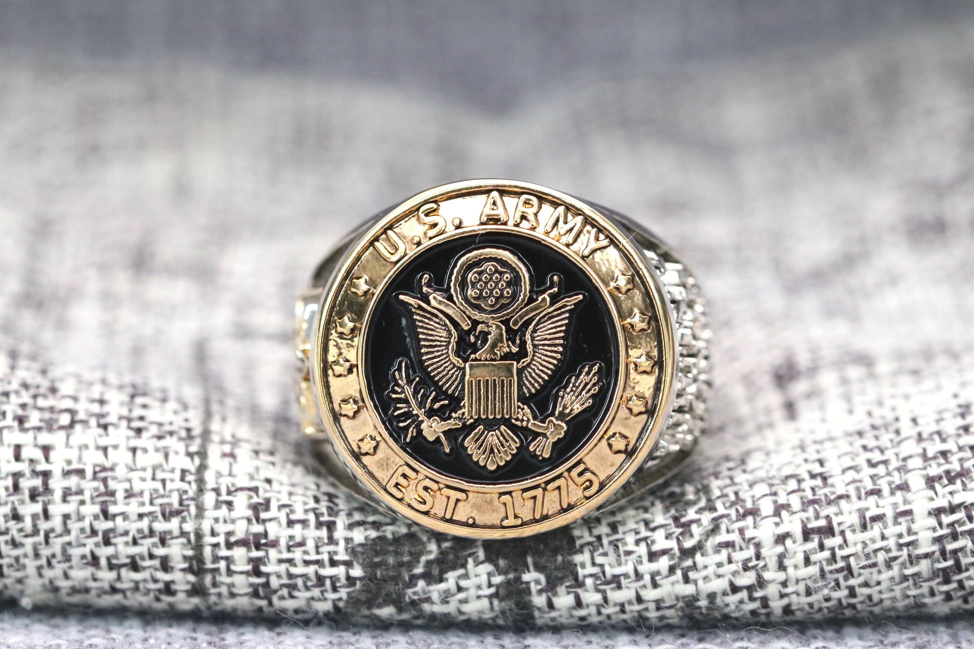 Eagle Valor Military Ring for U.S. Army Members - Premium Series - Rings For Champs, NFL rings, MLB rings, NBA rings, NHL rings, NCAA rings, Super bowl ring, Superbowl ring, Super bowl rings, Superbowl rings, Dallas Cowboys