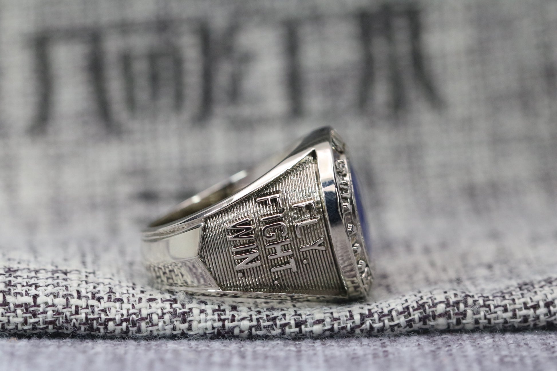 Falcon Valor Women's Military Ring for U.S. Air Force Members - Rings For Champs, NFL rings, MLB rings, NBA rings, NHL rings, NCAA rings, Super bowl ring, Superbowl ring, Super bowl rings, Superbowl rings, Dallas Cowboys