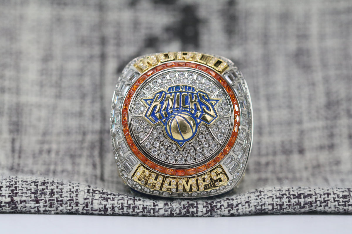 New York Knicks Basketball Championship Ring (2026) - Premium Series