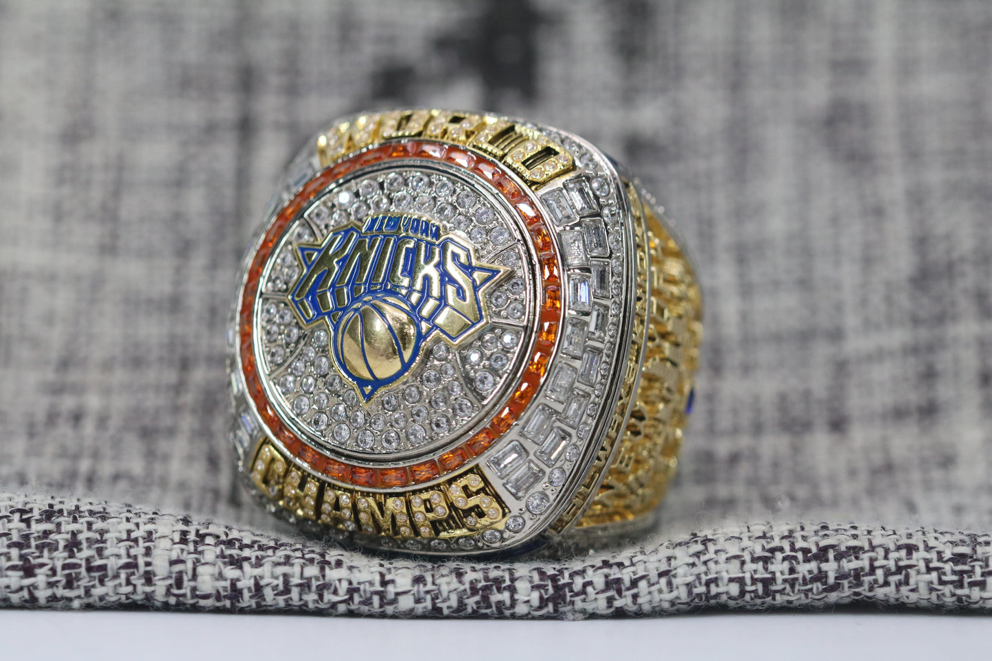 New York Knicks Basketball Championship Ring (2026) - Premium Series