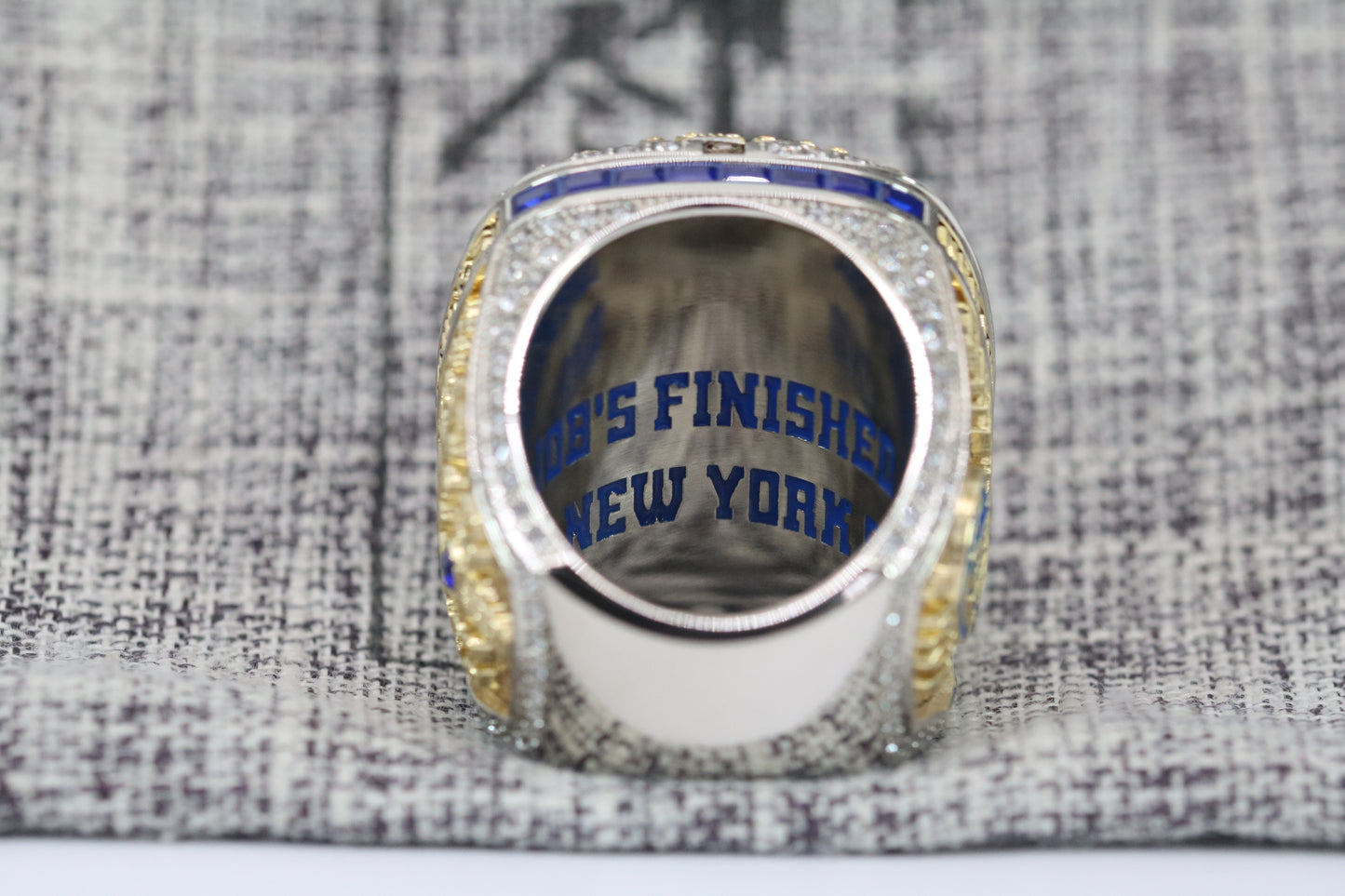 New York Knicks Basketball Championship Ring (2026) - Premium Series