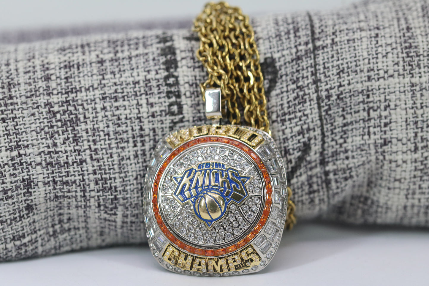 New York Knicks Basketball Championship Ring (2026) - Premium Series