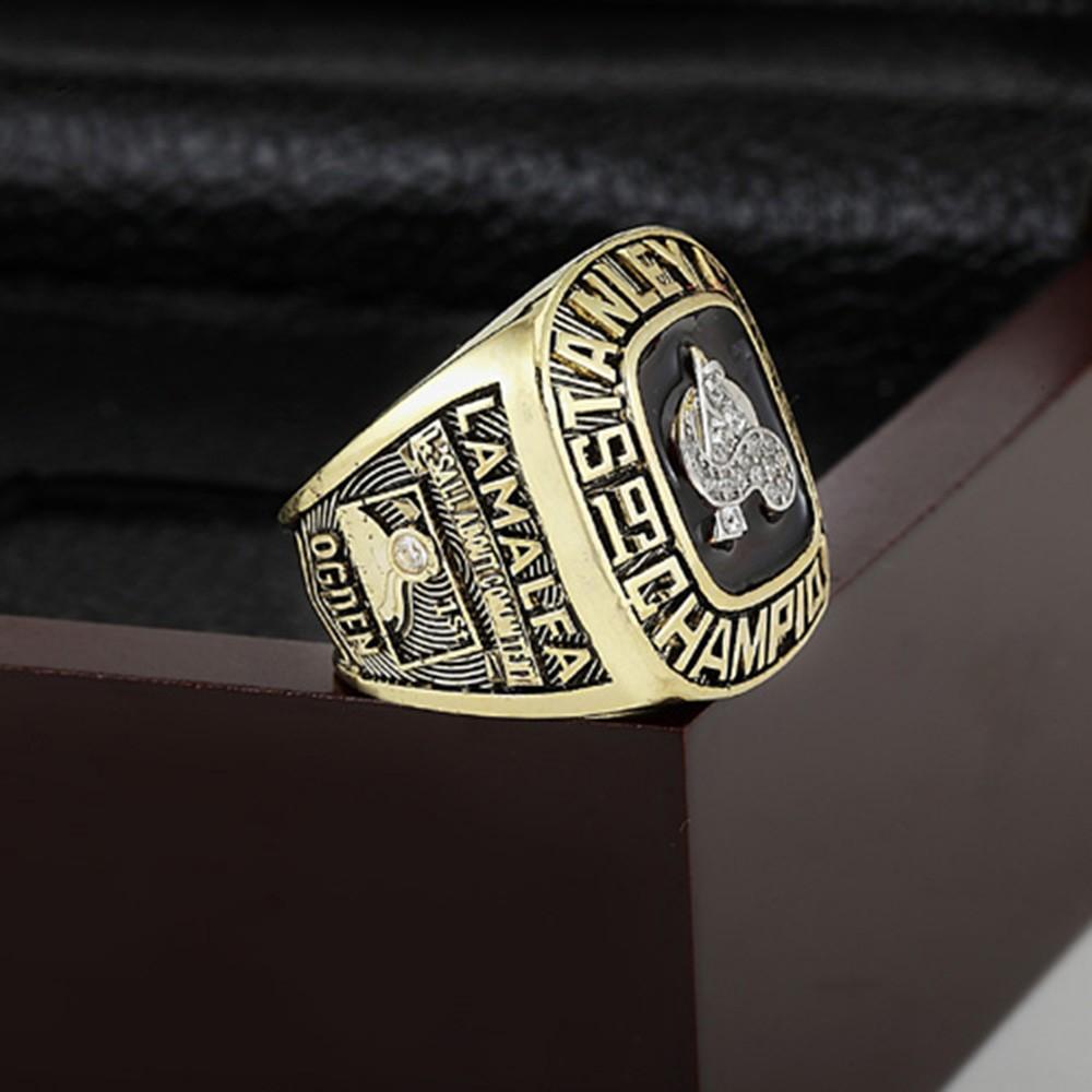 Colorado Avalanche Stanley Cup Ring (1996) - Rings For Champs, NFL rings, MLB rings, NBA rings, NHL rings, NCAA rings, Super bowl ring, Superbowl ring, Super bowl rings, Superbowl rings, Dallas Cowboys