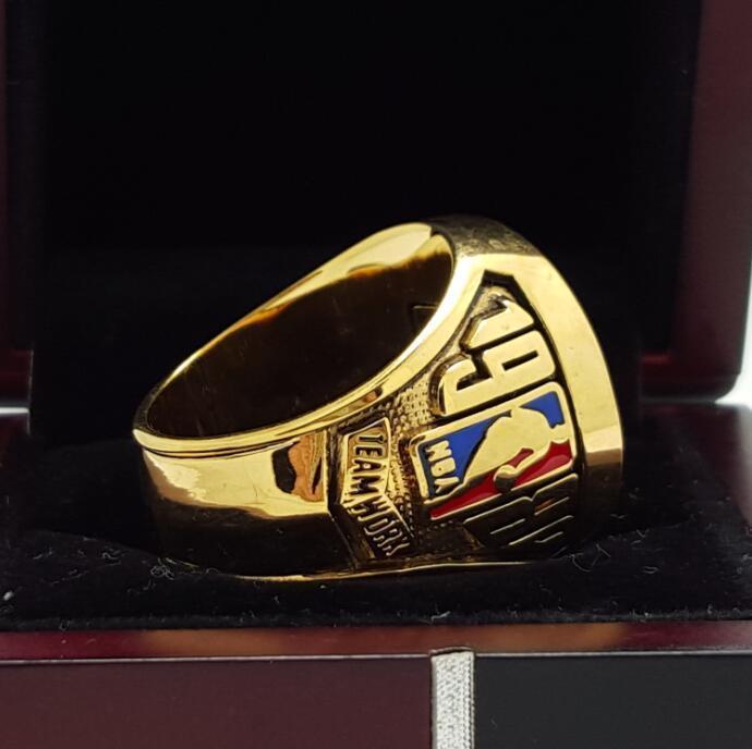 Los Angeles Lakers NBA Championship Ring (1980) – Game Day Rings