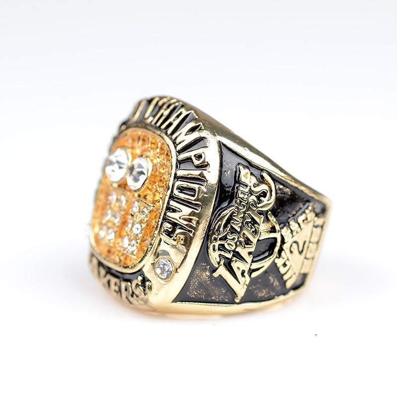 Los Angeles Lakers NBA Championship Ring (2001) - Kobe Bryant – Game ...